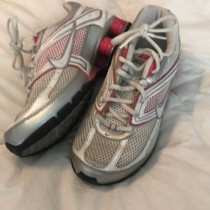 Nike Reveal 3 workout shoes